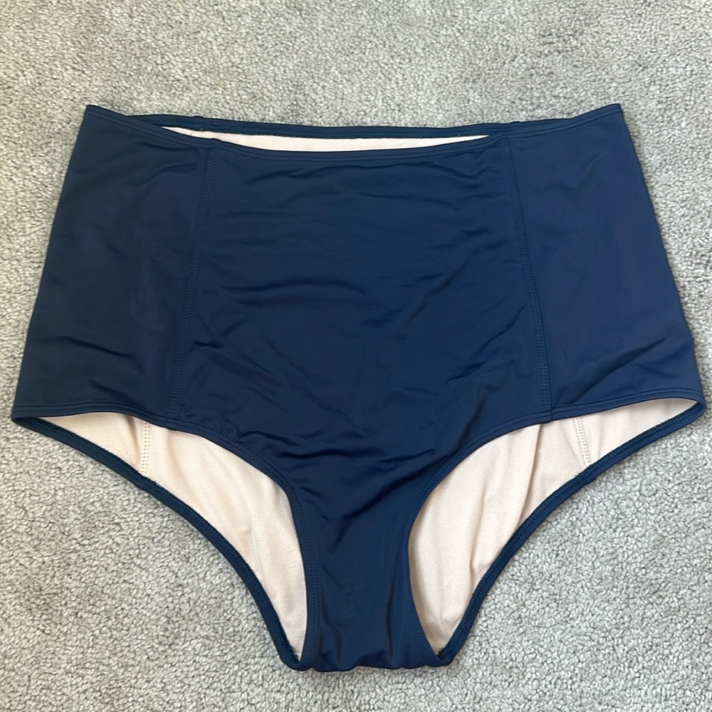 ☀️ Kortni Jeane High-Waisted Bottoms 💦